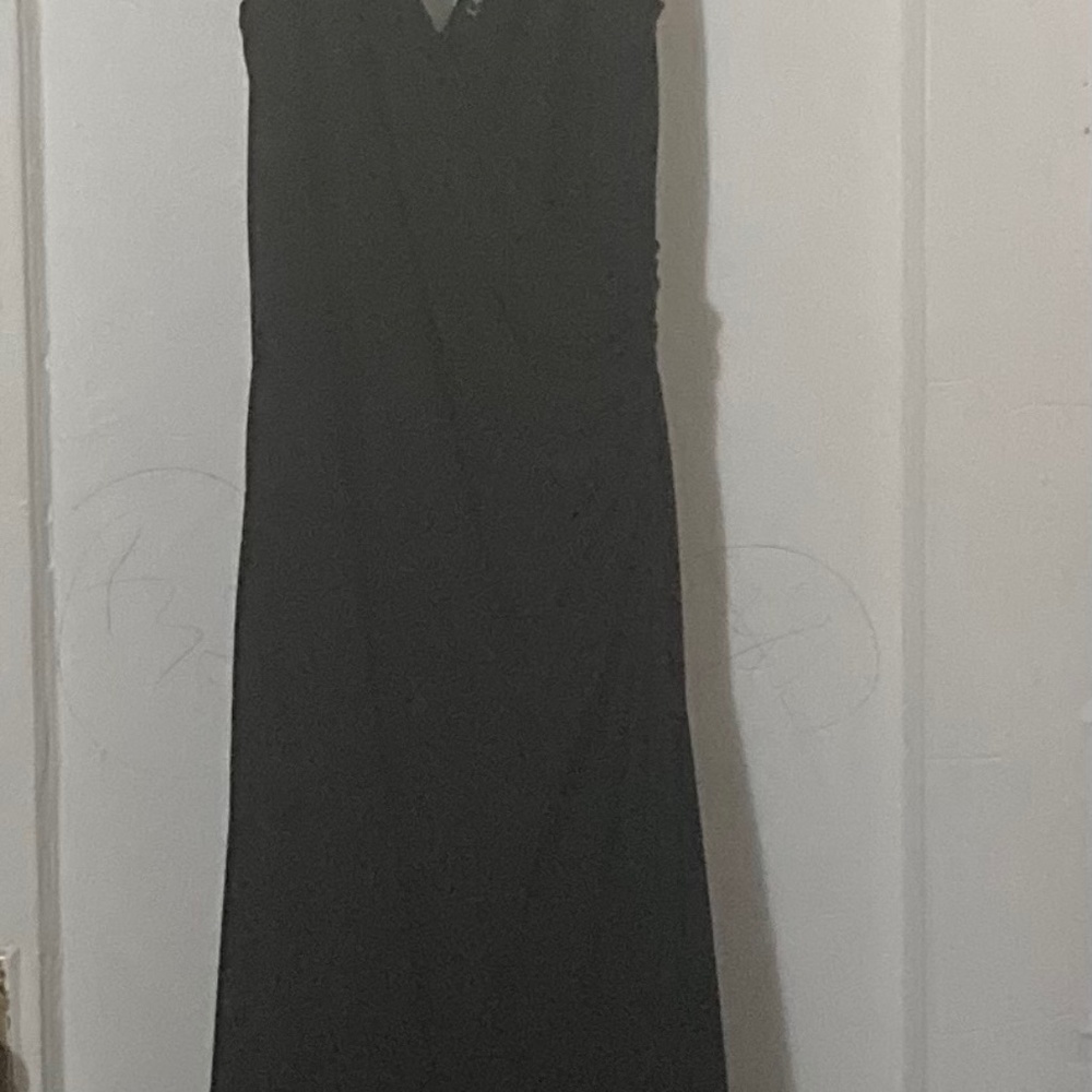 LAUREN BY RALPH LAUREN Long sleeveless stripe tulle gown